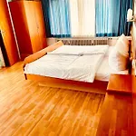 Mc Otel *